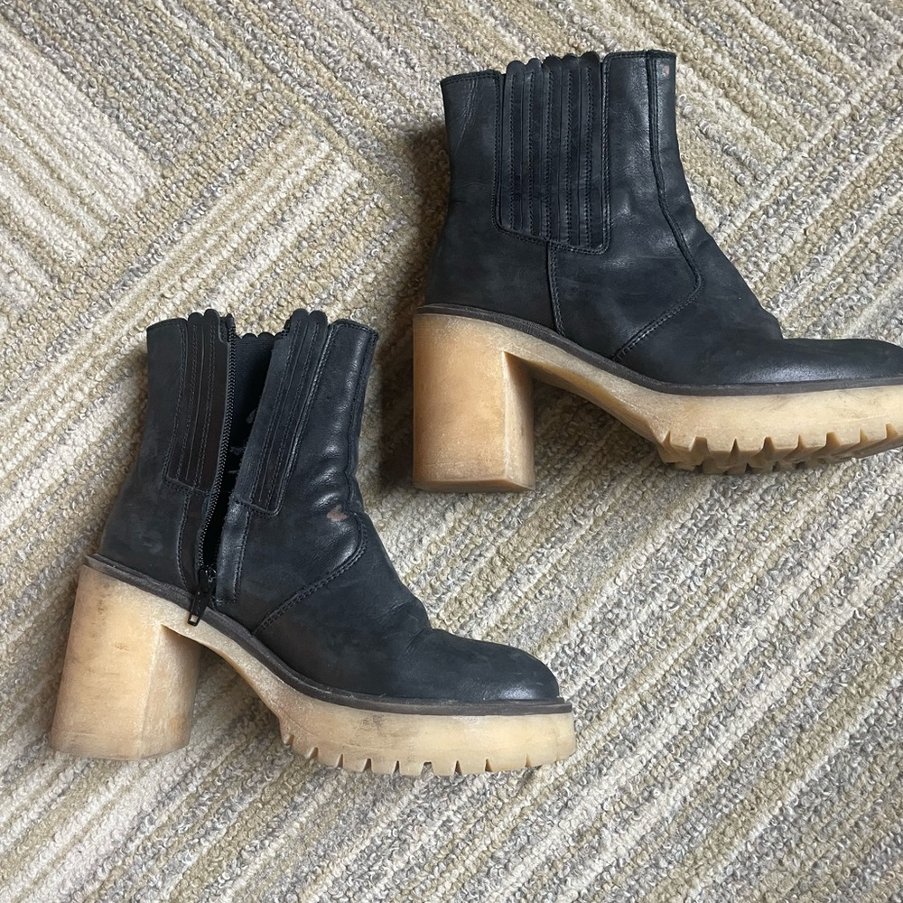 Free people black heeled booties, size 37 (women’s 7)